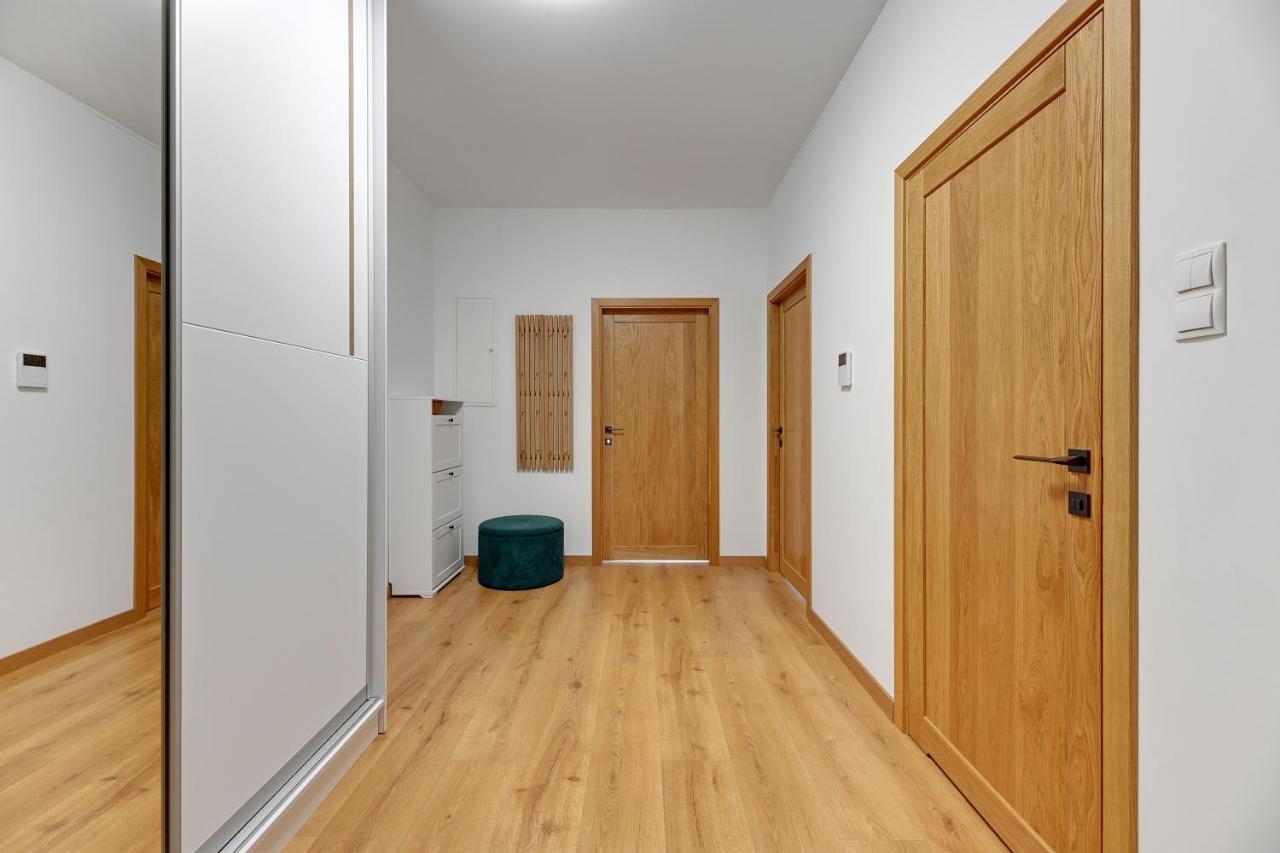 Comfort Apartments Nadmorski Dwor Danzica Esterno foto